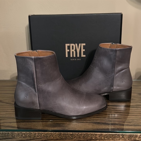Frye boots - Picture 2 of 7